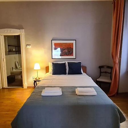 Your Royal 2 Bedroom City Center Stay Белград Экстерьер фото