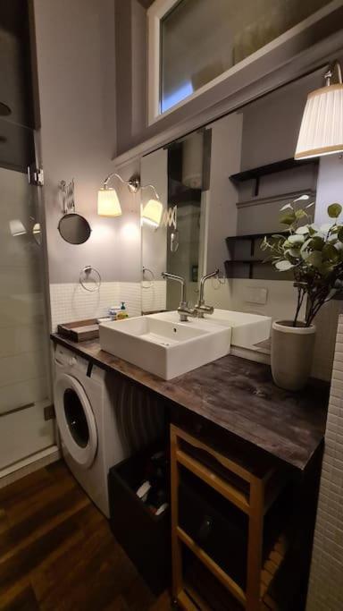 Your Royal 2 Bedroom City Center Stay Белград Экстерьер фото