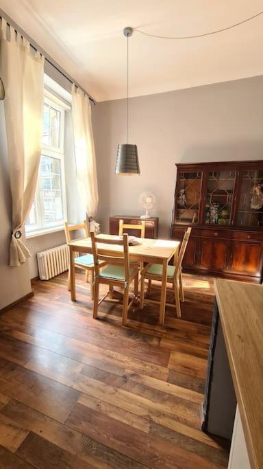 Your Royal 2 Bedroom City Center Stay Белград Экстерьер фото